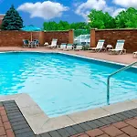Courtyard By Marriott Niagara Falls