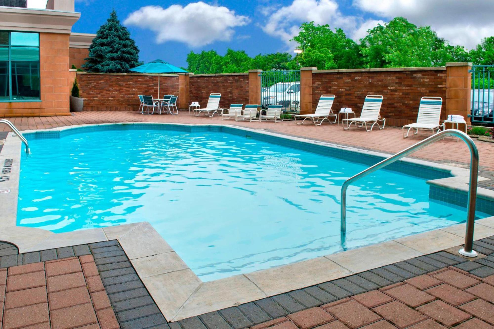 Courtyard By Marriott 3*