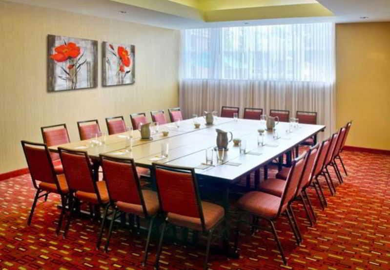 Courtyard By Marriott 3*