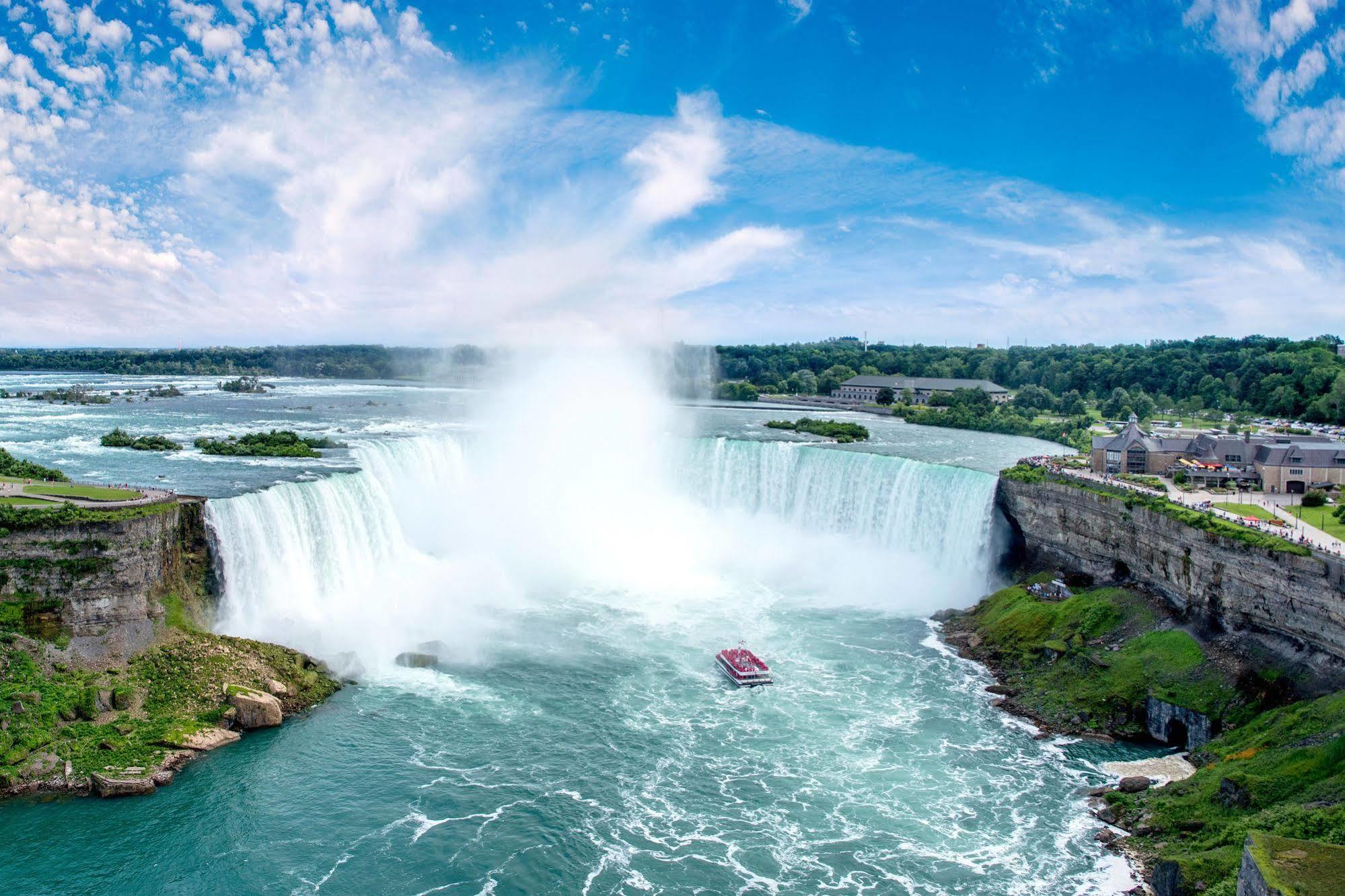 Courtyard By Marriott 3*